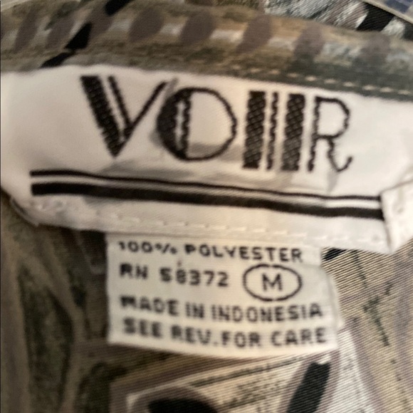 Voir Medium Women Blouse Elegant Abstract Button Down Shirt in Tan and Black - Picture 2 of 6